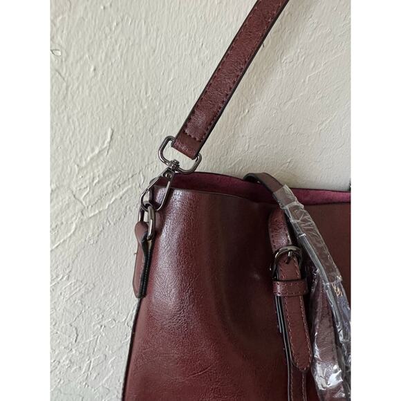NWOT Elegant Faux Leather Tote with Removable Long Strap in Chocolate Brown - Picture 6 of 16